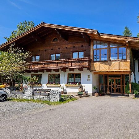 Landhaus Aaron Алтенмаркт им Понгау Екстериор снимка